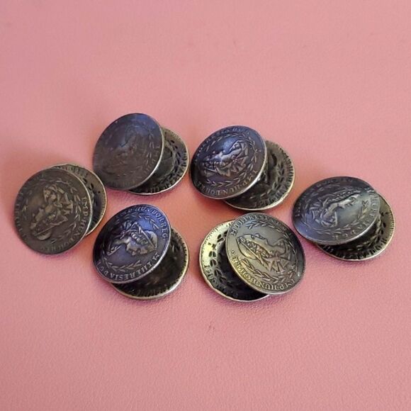 VINTAGE COIN BUTTON IMP HUN BOH REG M THERESIA DGR - Picture 1 of 4